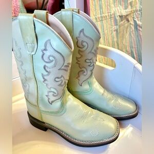 Size 1.5 Kids Sage Green Western Cowgirl Boots